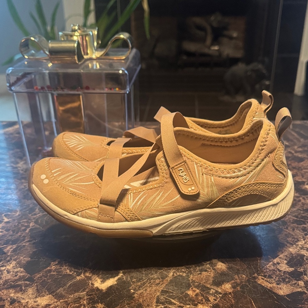 Ryka Kailee Tan Mary Jane Women's Sneakers - Size 7M